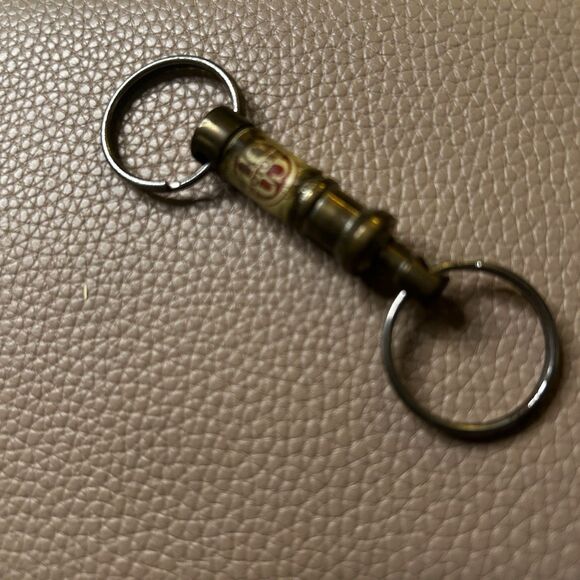 Vintage US Motors Keychain Flawed Heavily Rusted - Picture 5 of 9